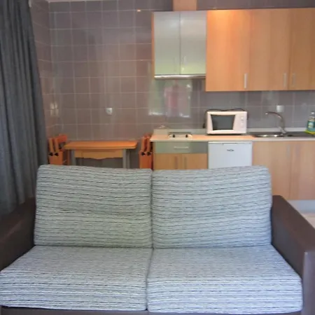 Apartahotel Dona Reyes-2